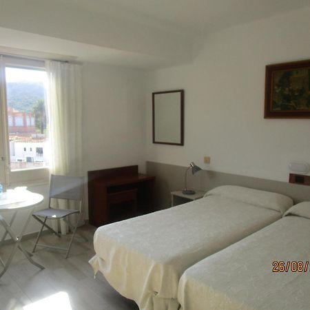 Hotel Apartaments Gesoria Porta Ferrada Sant Feliu de Guíxols Buitenkant foto