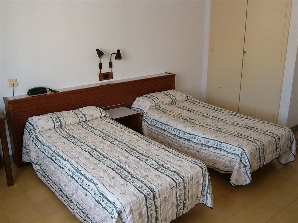 Hotel Apartaments Gesoria Porta Ferrada Sant Feliu de Guíxols Buitenkant foto