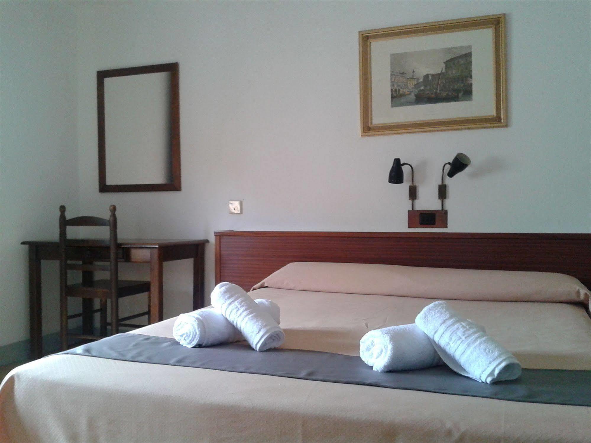 Hotel Apartaments Gesoria Porta Ferrada Sant Feliu de Guíxols Buitenkant foto
